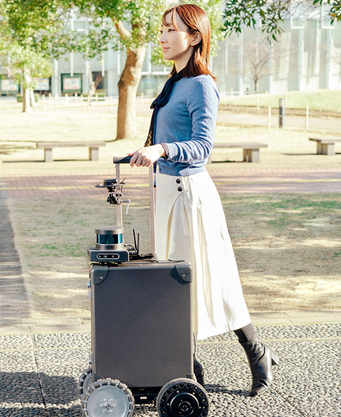 AIスーツケースによるインクルーシブな移動の実証（日本科学未来館）